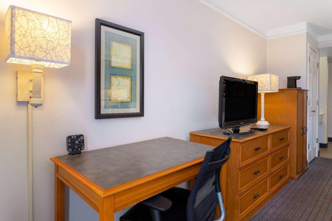 La Quinta & By Wyndham Tricities Airport 3* Kingsport